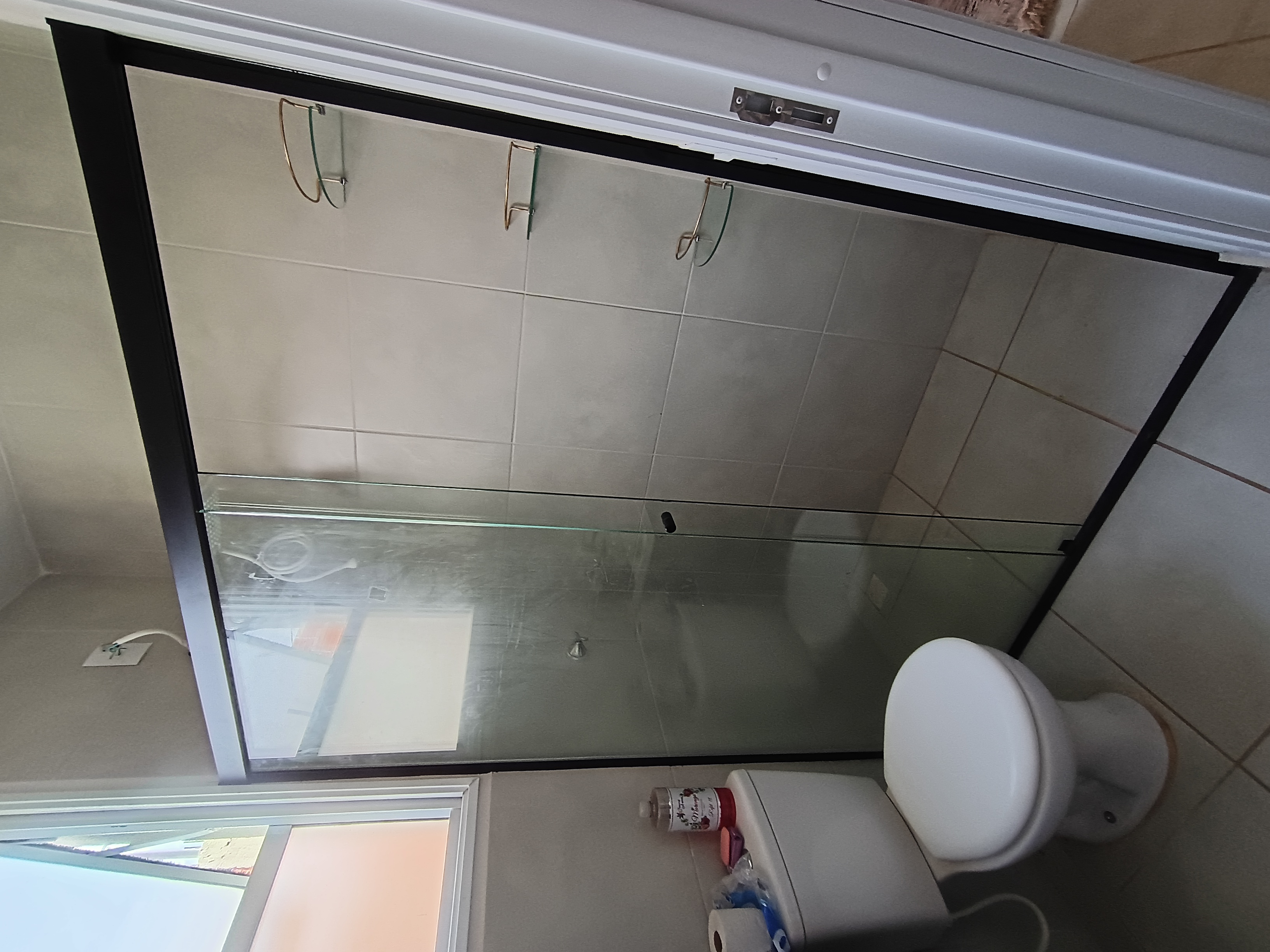 Box Frontal — 2 Folhas (1 Móvel + 1 Fixo)